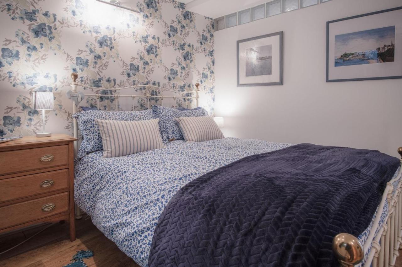 Goscar Court - 1 Bedroom Apartment - Tenby Extérieur photo
